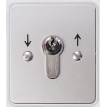 Kaiser Nienhaus 322120 2-seitiger Schalter Aufputz Schlüsselschalter, Schlüssel eingeschaltet mittig abziehbar, Schutzart IP55