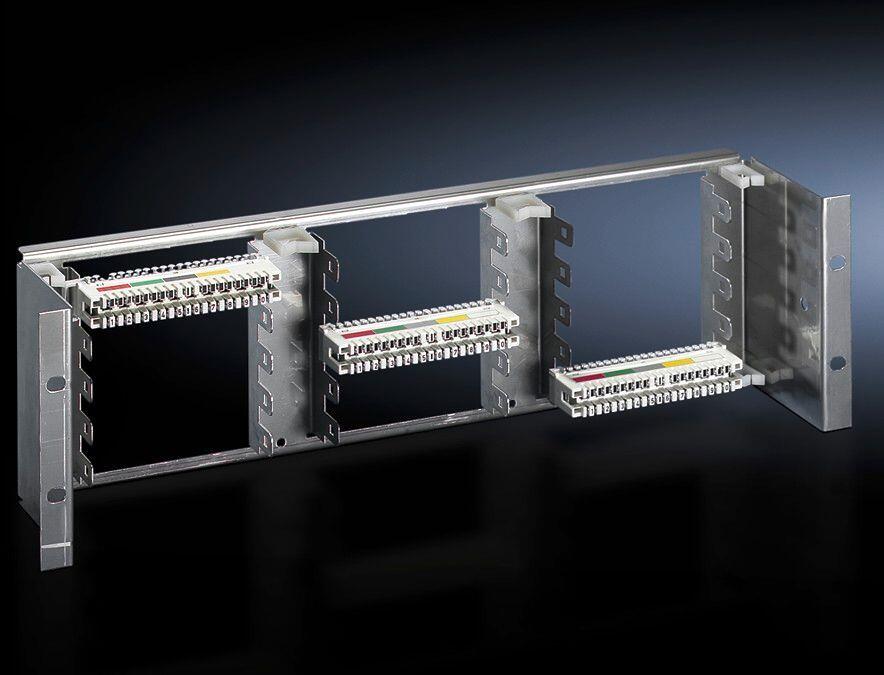 Rittal DK 7050 100 FM TRAEGEREINHEIT, 3 HE für LSA-Plus-Leisten ...
