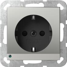 Gira 4170600 SCHUKO-Steckdose 16 A 250 V~ mit LEDOrientierungsleuchte und Shutter, System 55, Edelstahl