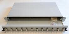 J.E.S. Cabling 2B0L1209A LWL-Spleissbox 19" mit 12 Kupplungen, Singlemode, LC-Duplex, ausziehbar, Stahl, grau
