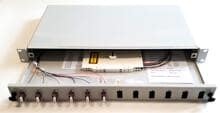 J.E.S. Cabling 2B0L0654A-1 LWL-Spleissbox 19" komplett mit Pigtails OM4, für 6 Kupplungen, Multimode, LC-Duplex, ausziehbar, Stahl, grau