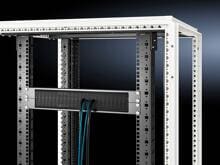 Rittal DK 5302.202 Kabeldurchführungs-Panel, mit Bürstenleiste, 1 HE, 482,6 mm (19"), Stahlblech, RAL 9005