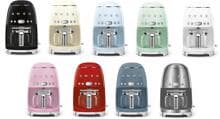 Smeg DCF02 50's Style Filter-Kaffeemaschine, 10 Tassen, LED-Display-Programmuhr, 1,4 L Wassertank, Auto-Start-Modus, Kaffee-Dauerfilter