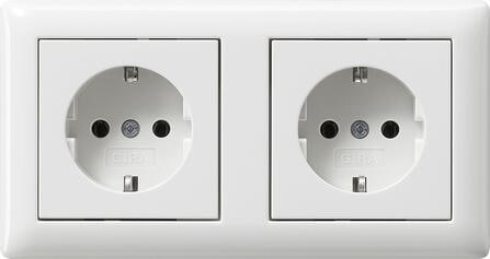 Gira 479303 SCHUKO-Steckdose 2fach 16 A 250 V~ vorverdrahtet, komplett mit Abdeckrahmen Standard 55, Reinweiß glänzend