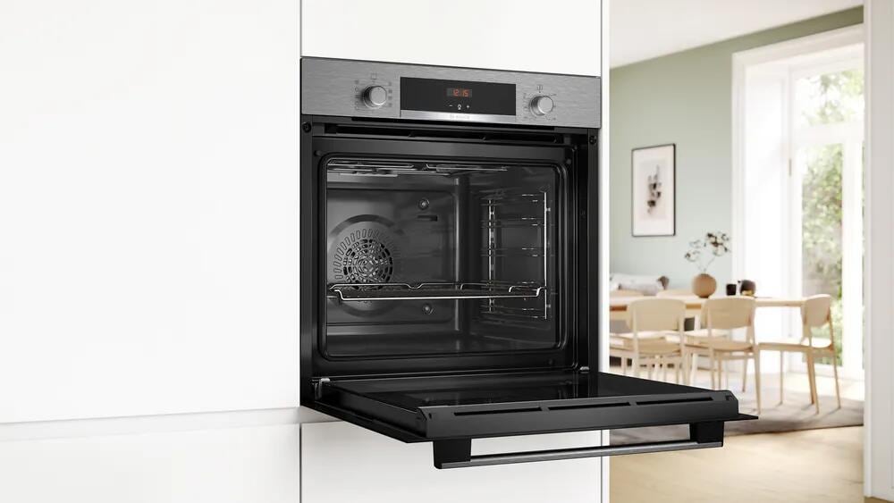 Bosch HBA514BS3 Serie 4 EEK: A+ Einbaubackofen, 71 L, 60 cm breit, 3D-Heißluft, Hydrolytisch, Versenkknebel, Kindersicherung, Edelstahl Elektroshop Wagner